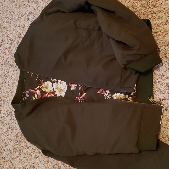 Reversible Dark Green/Floral Bomber - Picture 3 of 3